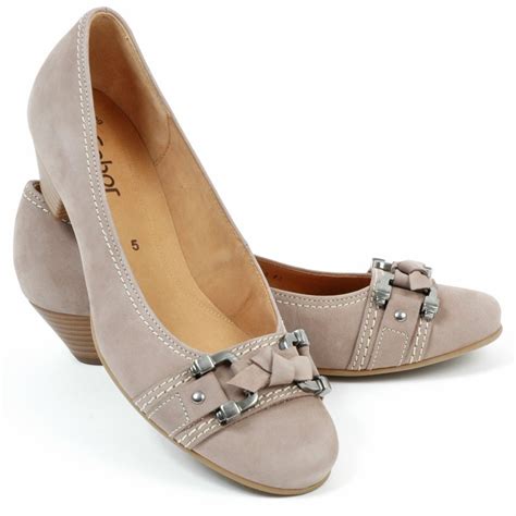 Gabor Shoes Tawny Ladies Low Heel Court Shoe In Taupe Mozimo