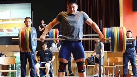 Weightlifters Li Dayin And Lü Xiaojun Both Score World Records In