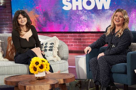 The Kelly Clarkson Show Talk Show To Produce Weekly Episodes From Montana Canceled Renewed