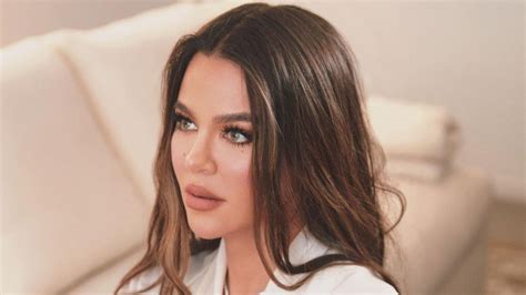 Khloé Kardashians Slams At A Fan Who Criticized Her After Hbd Wishes To