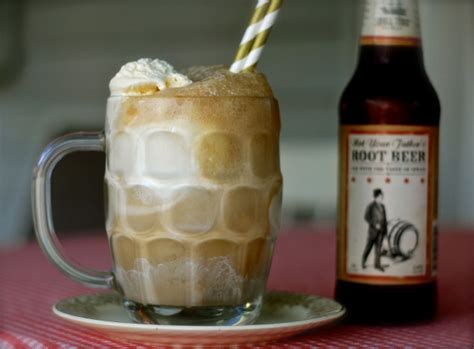 Not Your Father S Root Beer Float Cocktail ChinDeep