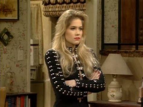 Kelly Bundy The Look With The Band Pinterest 90s Fashion Fashion Idol And 1990s