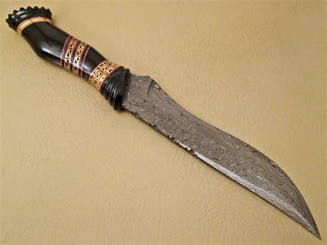 Amazing Damascus Bowie Knife Custom Handmade Damascus Steel Knife