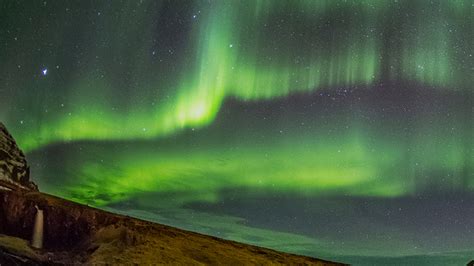 Photography Tips To Capture The Best Of The Northern Lights Capturing