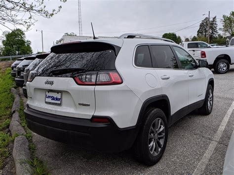 New 2020 Jeep Cherokee Latitude Plus 4×4 Sport Utility