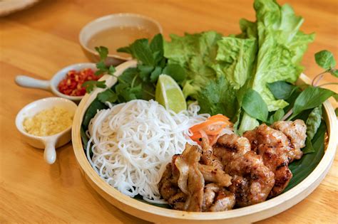 Top 30 Famous Vietnamese Foods That Will Blow You Away Bestprice Travel