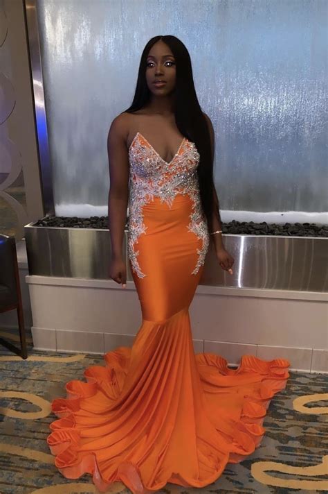 Pin By L I Y A H Kay💕💍😌 On •ᴘʀᴏᴍ In 2020 Orange Prom Dresses Black