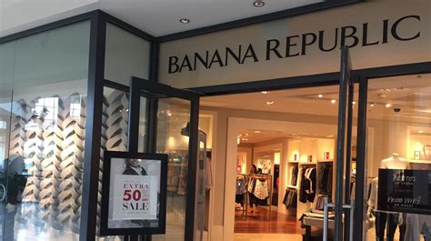 Banana Republic Is Latest Clothing Store Leaving The Gallery At