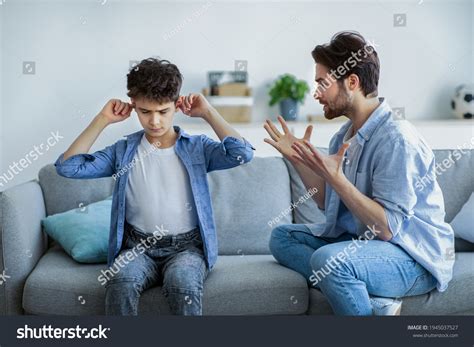 2508 Father Son Argue Images Stock Photos And Vectors Shutterstock