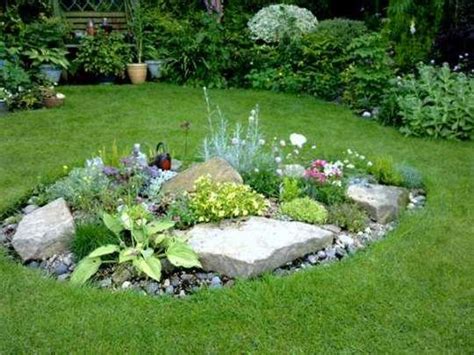 Residential gardens may feature specialized gardens, such as those for exhibiting one particular type of plant, or special features, such as rockery or water the garden was recognized for its unique and organic forms that represented a modern style of california. rockery ideas - Google Search | Steingarten design ...