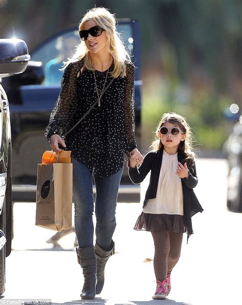 Sarah Michelle Gellar And Daughter Charlotte Wear Stylish Sunglasses