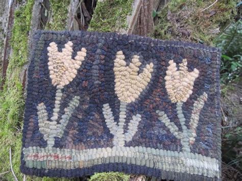 Primitive Hand Hooked Rug ~ Spring Tulips ~ From The Old Rose Cottage