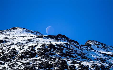 Download Wallpaper 3840x2400 Mountains Snow Moon Nature Landscape
