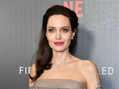 Angelina Jolie First Instagram Post Instagram Posts Angelina Jolie