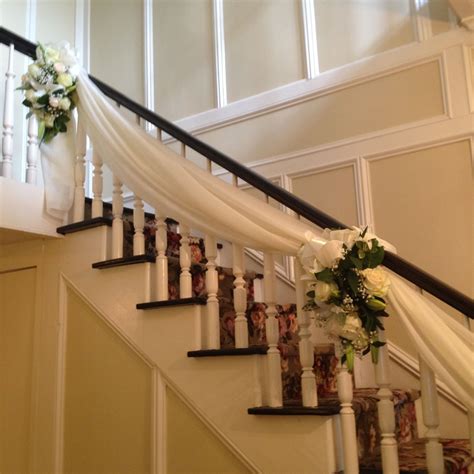 10 Decoration Ideas For Staircase