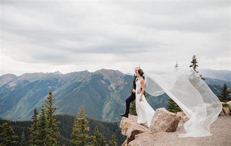 We have seen everything from dinosaurs chasing bridal parties, awkward poses, unflattering angles, and bad lighting. Tara Marolda Photography | Aspen Wedding & Family ...