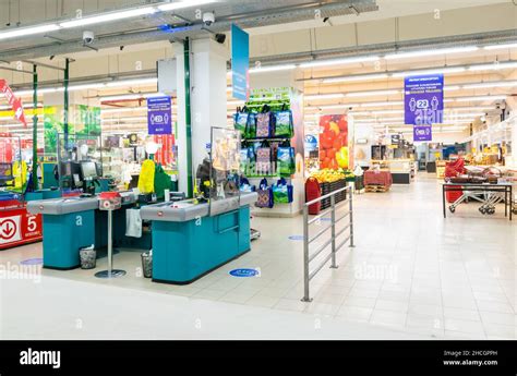 Carrefour Store Shelves Hi Res Stock Photography And Images Alamy