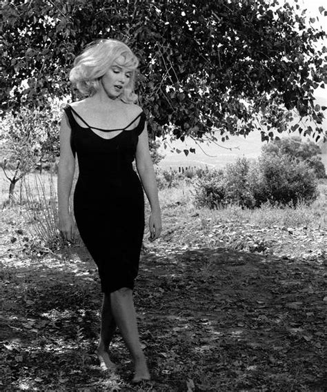 Marilyn Monroe On The Set Of The Misfits 1961 📷 Inge Morath