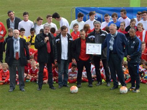 Le comité exécutif de la fff réuni jeudi 17 décembre a validé les nouveaux formats des coupes de france masculine et féminine. L'U.S. Bassoise reçoit le label Jeunes FFF « Espoir ...