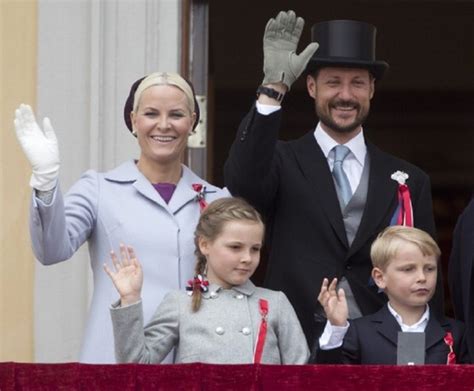Crown Prince Haakon Crown Princess Mette Marit Of Norway Prince Crown Princess Norway
