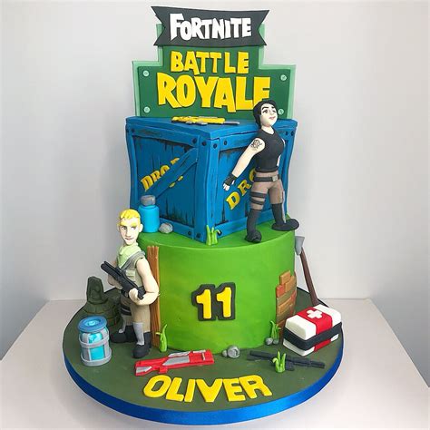 To celebrate the first birthday of fortnite, developer epic games has introduced a special set of celebratory challenges to the game as part of the 5.10 update. Fortnite Battle Royale Birthday Cake