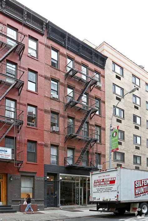 247 Mulberry St New York Ny 10012 Apartments In New York Ny