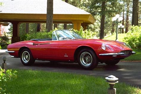 W sumie, do 1963 roku powstało 125 sztuk obu wersji. 1967 Ferrari 365 California #10327 GT - Ferraris Online