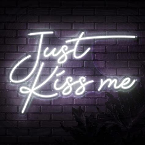 Just Kiss Me Neon Sign At Rs 8999 Neon Signs Id 2850500921848