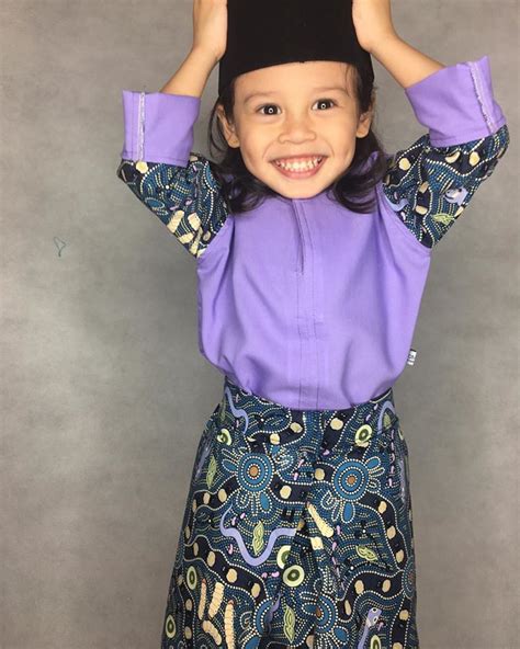 With bright colours and fun patterns, there's something for every personality. Where To Find Cute And Unique Baju Melayu For Boys