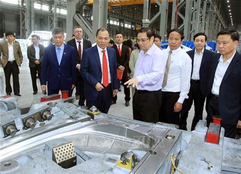 Chính phủ nhiệm kỳ quốc hội khóa xv sẽ tiếp tục kế thừa và phát huy những kinh nghiệm quý báu, bài học hay của chính phủ qua các thời kỳ; Trưởng Ban Tổ chức Trung ương Phạm Minh Chính thăm và làm ...
