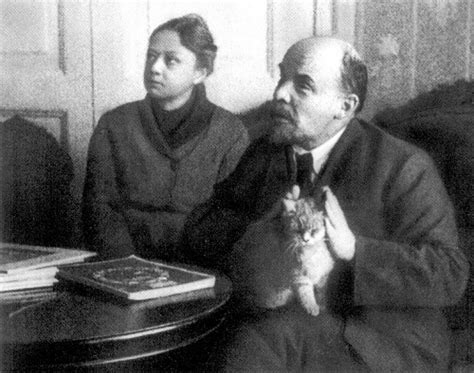 Nadezhda Krupskaya And Vladimir Lenin With A Cat 1920 R Sovietpics