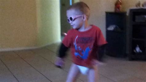 3 year old dancing to sexy and i know it youtube