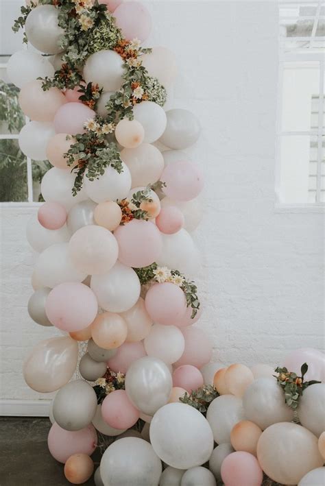 Pin By Fatima Yousef On Wallpaper Wedding Balloons Bridal Shower