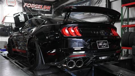 Watch The Ford Mustang Shelby Gt500 “code Red” Go Through Some Gears On