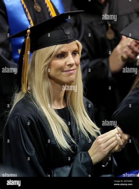 Elin Nordegren Claps During Commencement Ceremonies At Rollins College In Winter Park Fla