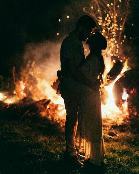 Bonfire Boy Couple Girl Lights Night Wedding Photos Romantic