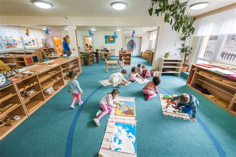 Preschool Primary International Montessori School Of Prague