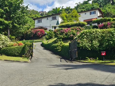 VALERIE LEVY & ASSOCIATES LTD. - Apartment for Rent USD $2000