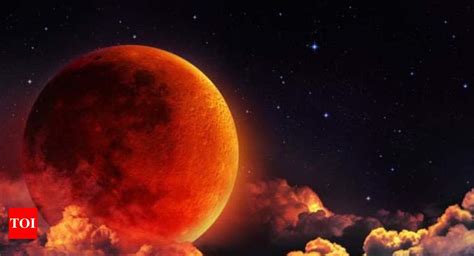 Kerala Gears Up To Catch A Glimpse Of The Super Blue Blood Moon