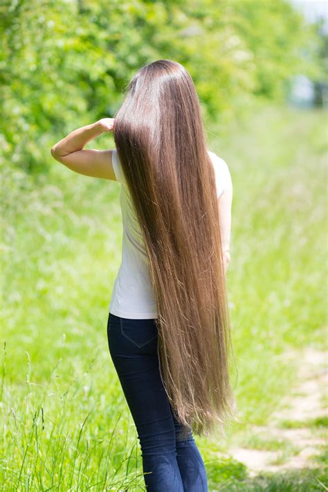 Long Shiny Hair Long Hair Styles Extremely Long Hair