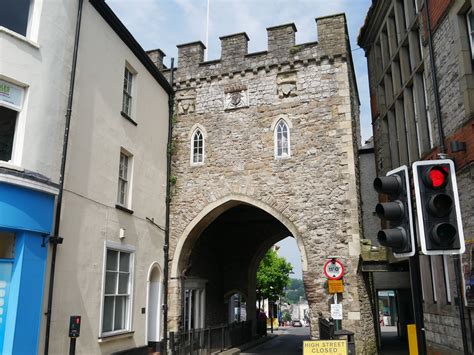 Town Gate, Chepstow, Monmouthshire - Photo 