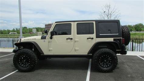 Sell Used 2011 Jeep Wrangler Unlimited Rubicon Sport Utility 4 Door 3