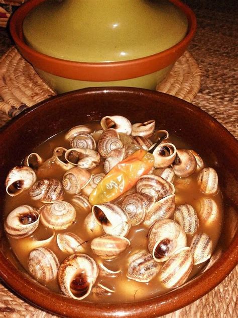 Escargots à Lalgéroise Plaisirs Culinaires Algérien Saveur Paella