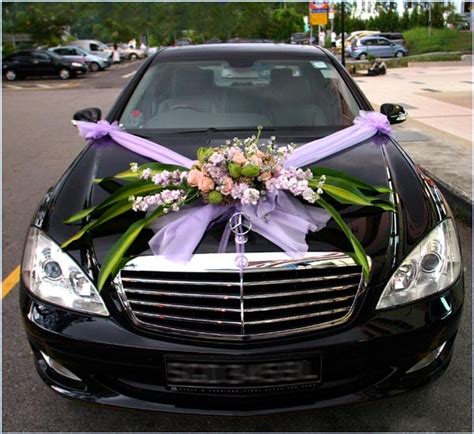 About 5% of these are decorative flowers & wreaths. Beautiful Car Decorations ~ Wedding Bells