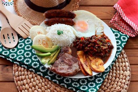 Cómo Hacer Bandeja Paisa Colombiana Comedera Recetas Tips Y