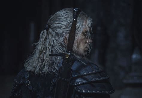 The Witcher Netflix D Voile Les Premi Res Images De Geralt De Riv