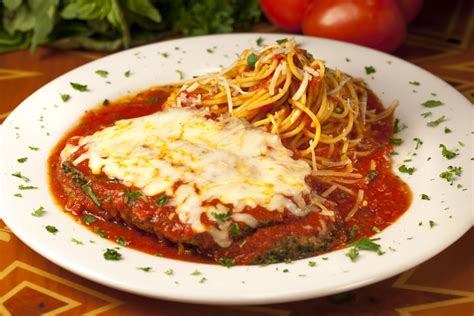 Entrees Italian · Paymons Mediterranean Cafe And Lounge