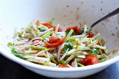 Salads that are internationally known as thai salads, with a few exceptions, fall into four main methods of preparation. Spicy Shrimp And Green Apple Salad Recipe — Dishmaps