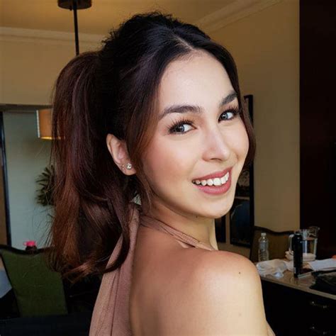 No matter what your hair type is, we can help you to find the right hairstyles. Julia Barretto's Hairstyle at Dani Barretto's Wedding