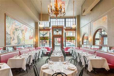 Group Dining — Assaggio Restaurant Seattle